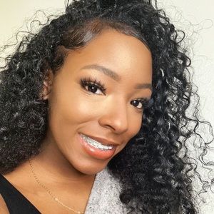 Meet your Posher, Shaneqkues